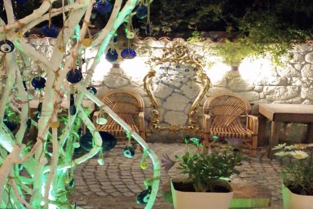 Beyaz Ev Hotel Алачати Экстерьер фото