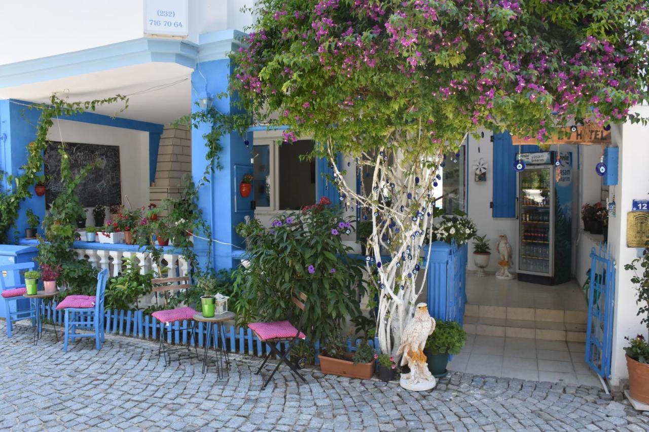 Beyaz Ev Hotel Алачати Экстерьер фото